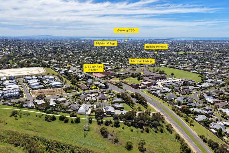 Photo - 1/6 Basin Rise, Highton VIC 3216 - Image 9