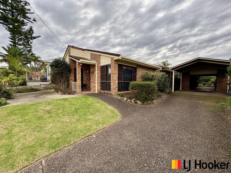 Photo - 16 Batehaven Road, Batehaven NSW 2536 - Image 1