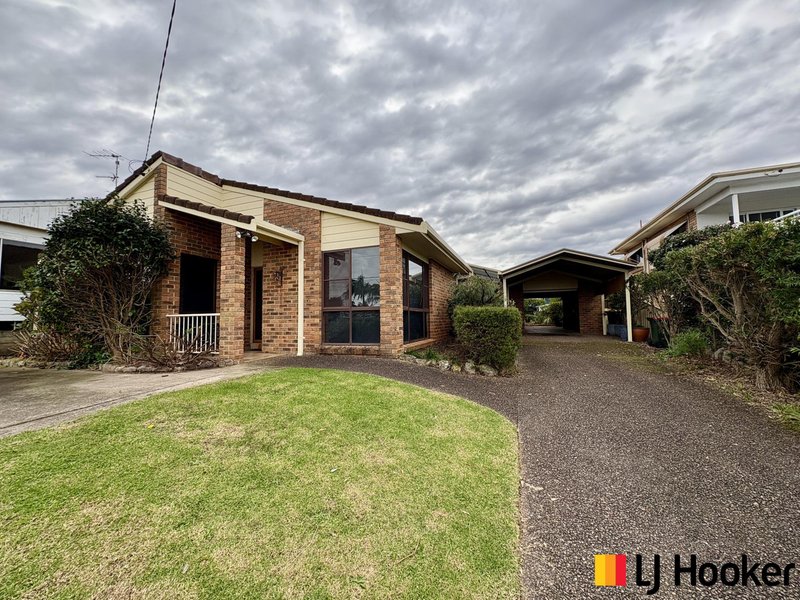 Photo - 16 Batehaven Road, Batehaven NSW 2536 - Image 2