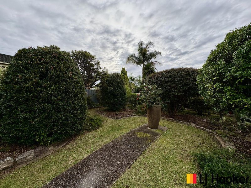 Photo - 16 Batehaven Road, Batehaven NSW 2536 - Image 9