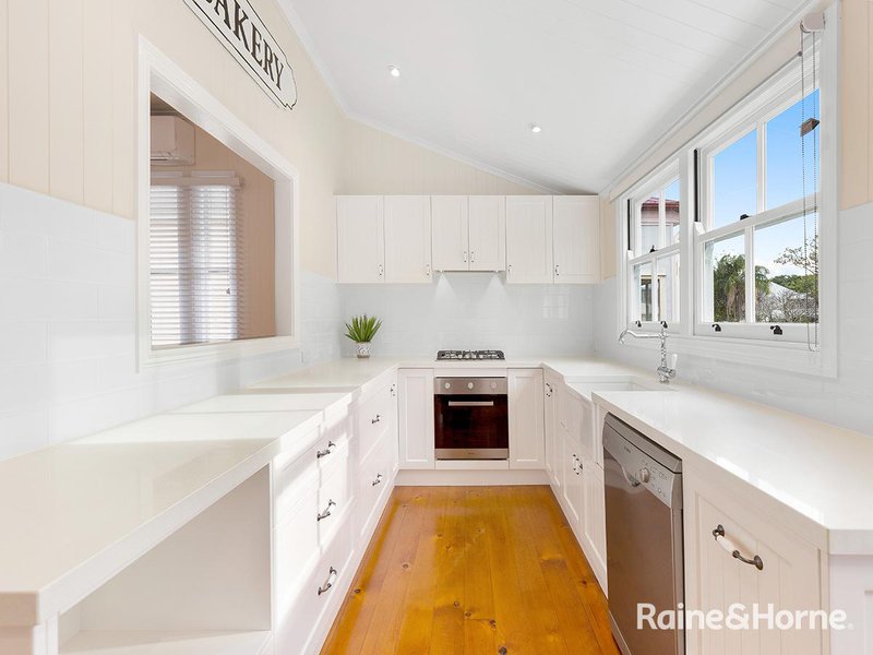 Photo - 16 Bayliss Street, Toowong QLD 4066 - Image 4