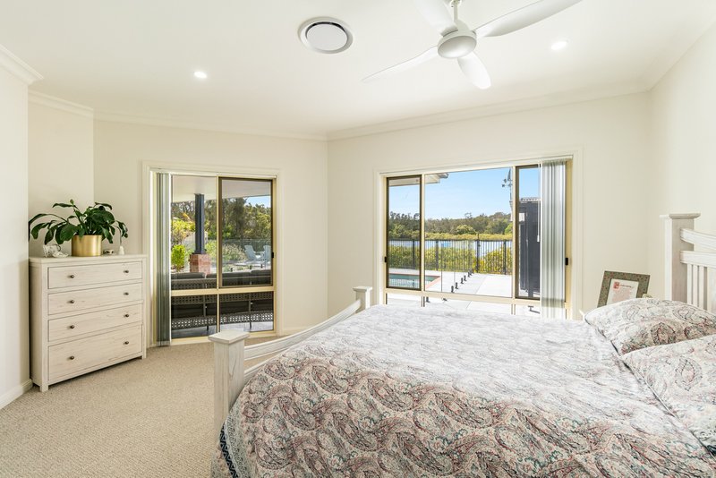 Photo - 16 Bayview Drive, Yamba NSW 2464 - Image 7