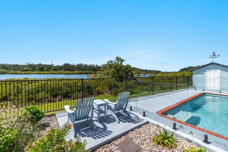 Photo - 16 Bayview Drive, Yamba NSW 2464 - Image 11