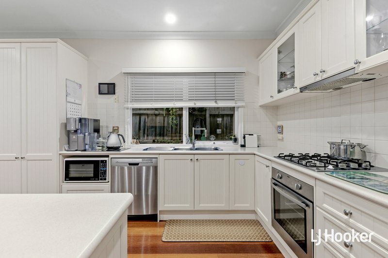 Photo - 16 Beacon Avenue, Point Cook VIC 3030 - Image 8