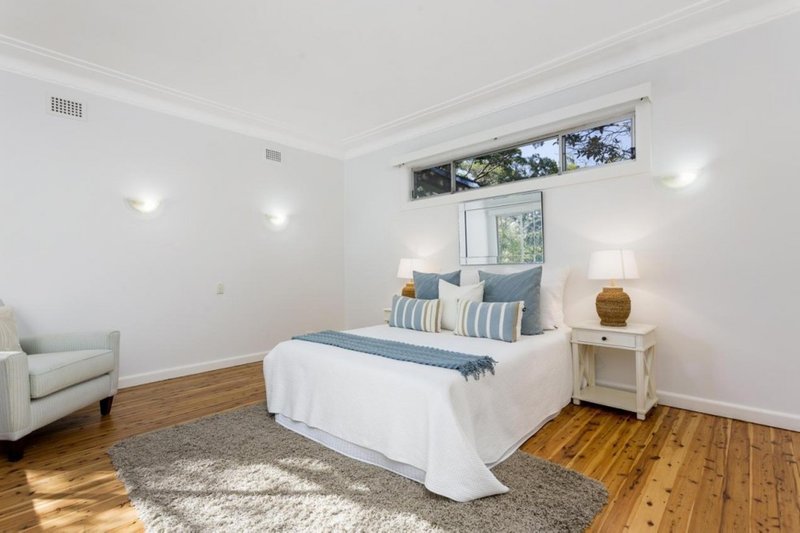 Photo - 16 Beaconsfield Street, Newport NSW 2106 - Image 4