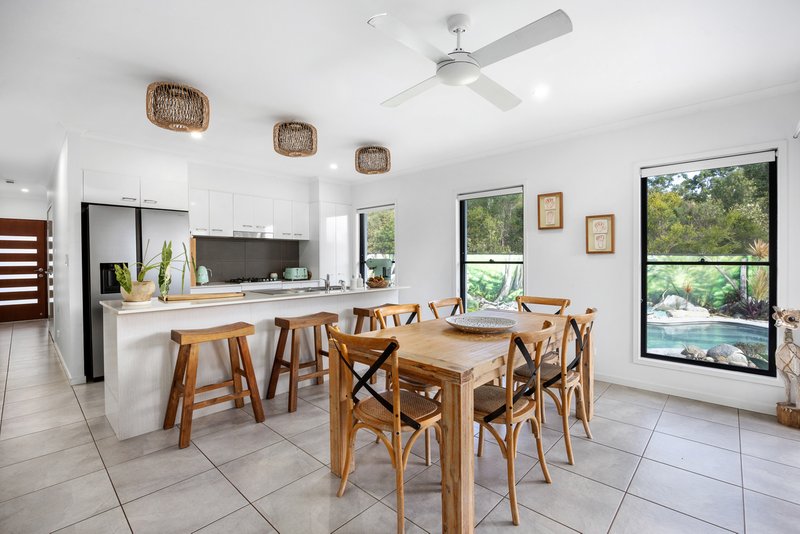 Photo - 16 Beech Court, Peregian Springs QLD 4573 - Image 4