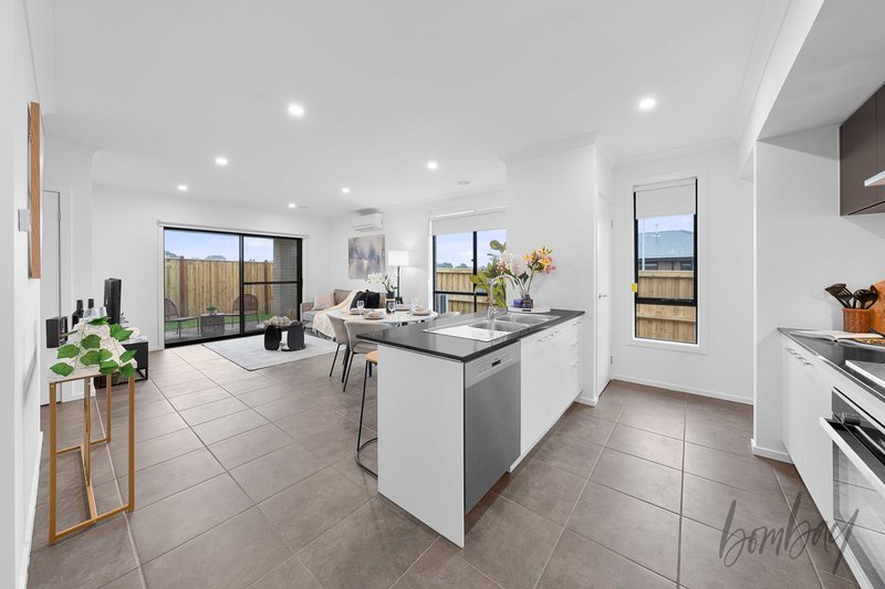 Photo - 16 Beewar Street, Mickleham VIC 3064 - Image 4