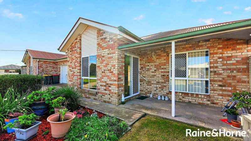 Photo - 1/6 Bell Place, Warwick QLD 4370 - Image 1