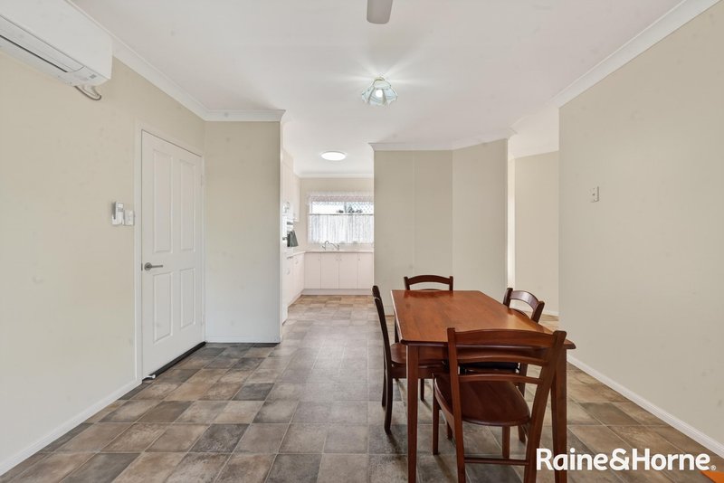 Photo - 1/6 Bell Place, Warwick QLD 4370 - Image 7