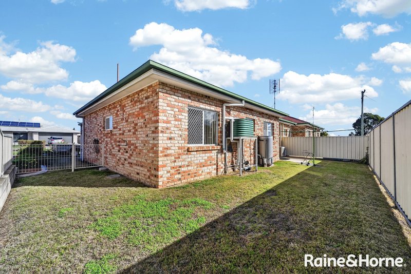 Photo - 1/6 Bell Place, Warwick QLD 4370 - Image 16