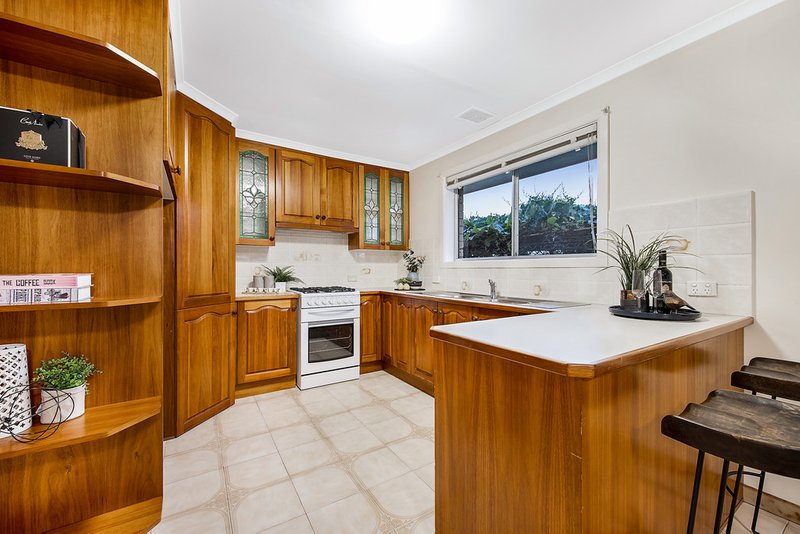 Photo - 16 Bellevue Court, Mulgrave VIC 3170 - Image 2