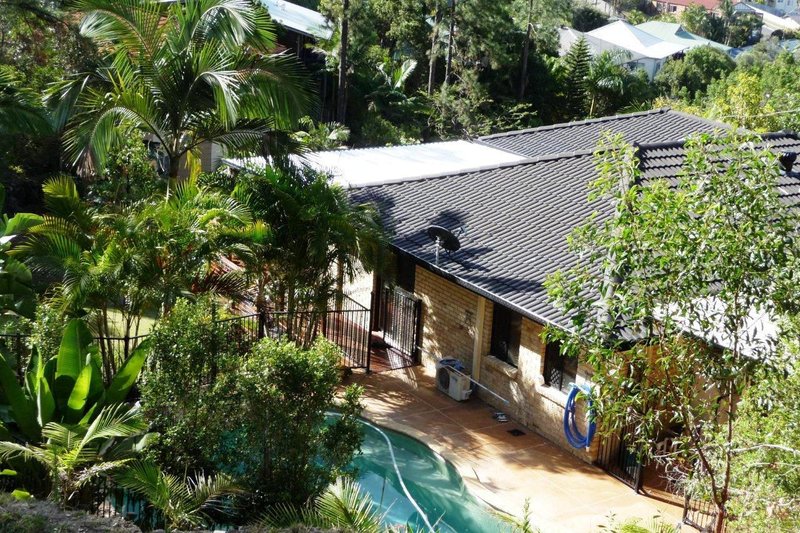 Photo - 16 Bellona Court, Pacific Pines QLD 4211 - Image 23