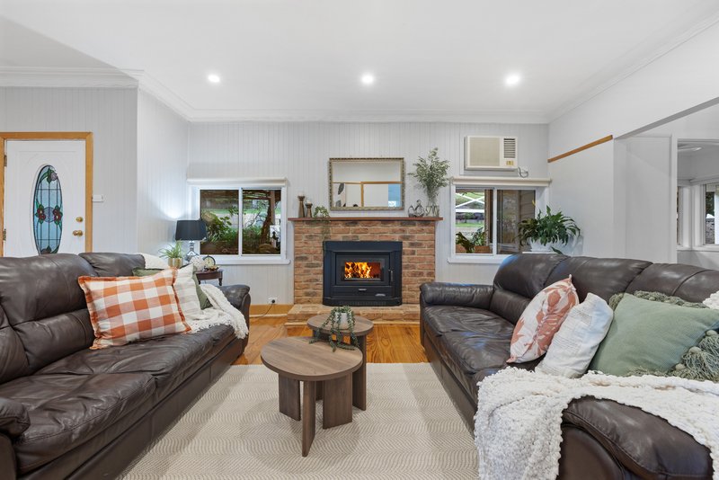 Photo - 16 Belmont Avenue, Upwey VIC 3158 - Image 2
