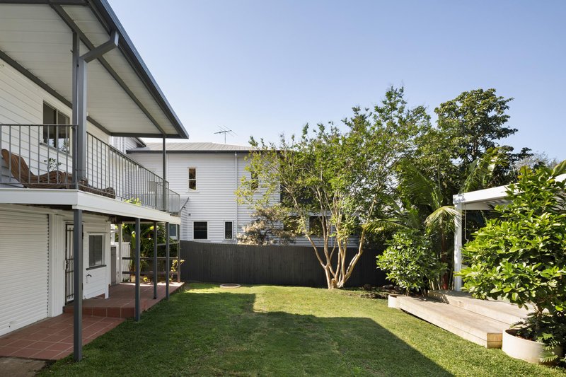 Photo - 16 Benbow Street, Tarragindi QLD 4121 - Image 14