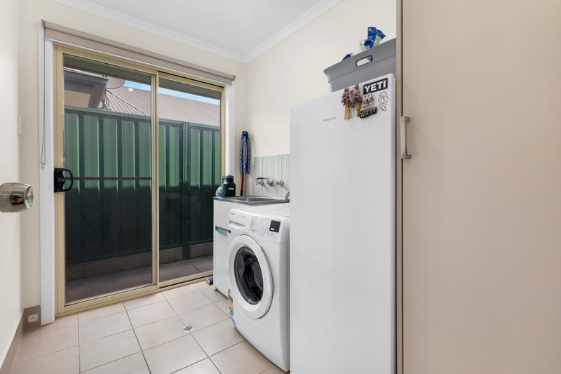 Photo - 16 Bentley Road, Blakeview SA 5114 - Image 13