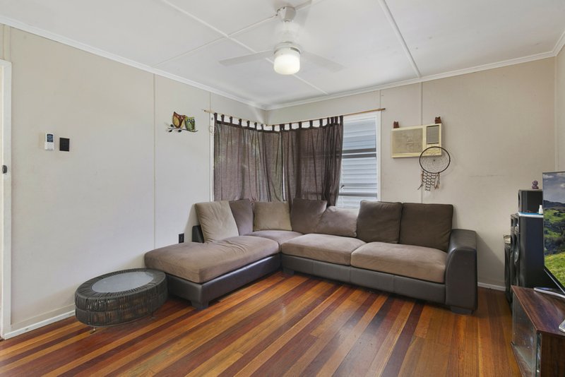 Photo - 16 Benton Street, Acacia Ridge QLD 4110 - Image 2