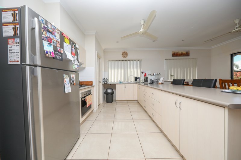 Photo - 16 Bettong Bend, Baynton WA 6714 - Image 6