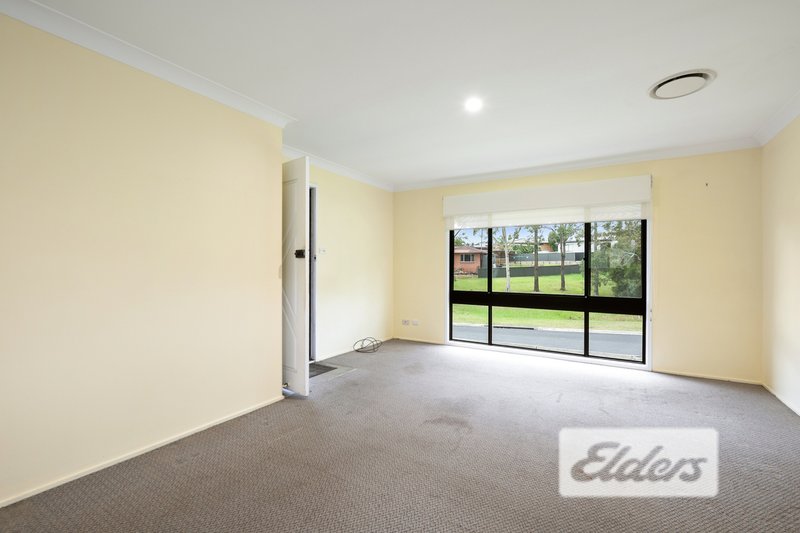 Photo - 16 Bindowan Crescent, Maryland NSW 2287 - Image 5