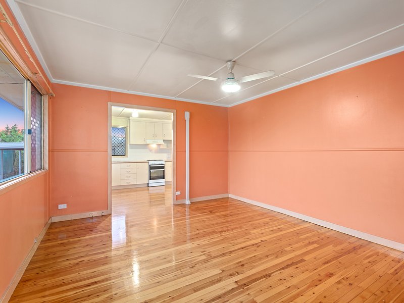 Photo - 16 Birrell Street, Leichhardt QLD 4305 - Image 10