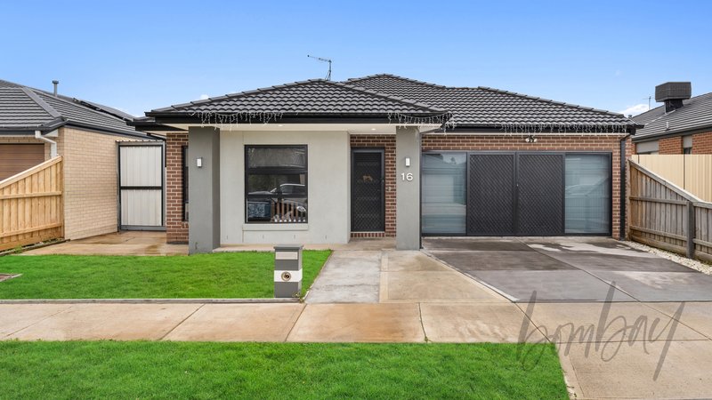 Photo - 16 Blackberry Street, Mickleham VIC 3064 - Image 1