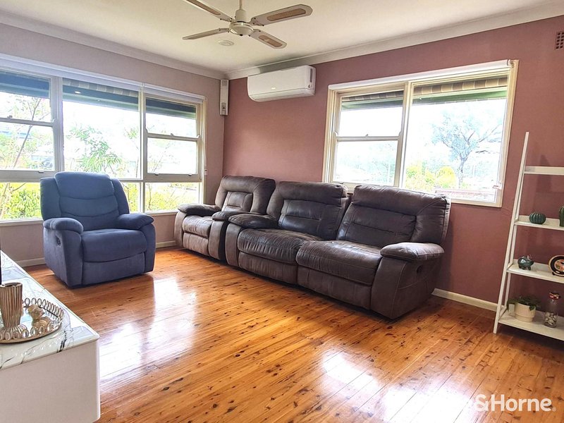 Photo - 16 Bland Street, Bradbury NSW 2560 - Image 2