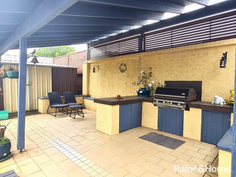 Photo - 16 Bland Street, Bradbury NSW 2560 - Image 13