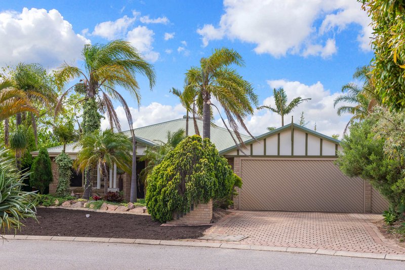 16 Bodella Gardens, Atwell WA 6164