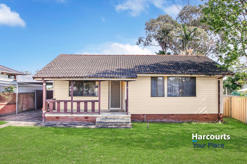 16 Boldrewood Road, Blackett NSW 2770