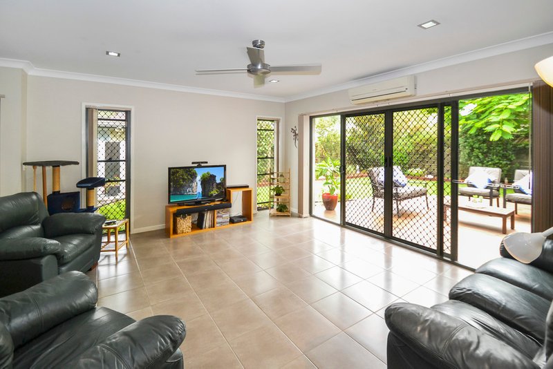 Photo - 16 Bolwarra Court, Beerwah QLD 4519 - Image 4