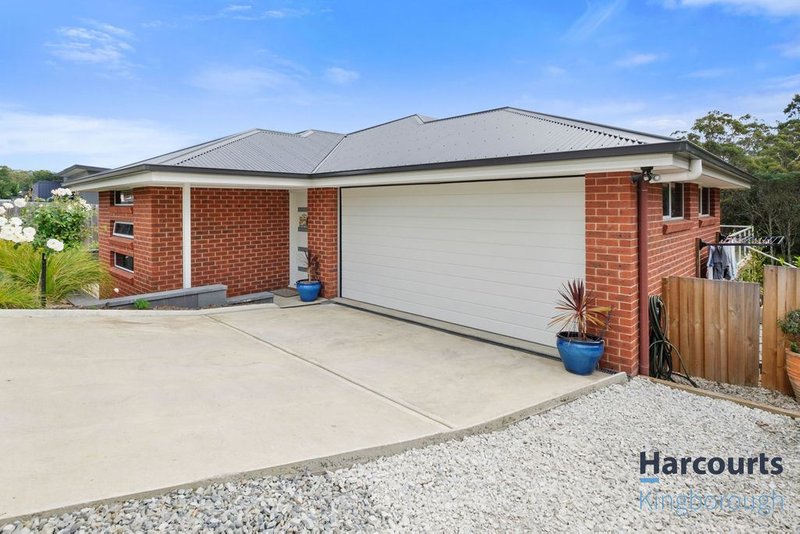 16 Bonnie Vale Drive, Howden TAS 7054