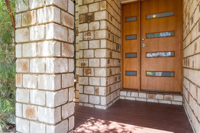 Photo - 16 Bonogin Court, Redbank Plains QLD 4301 - Image 1