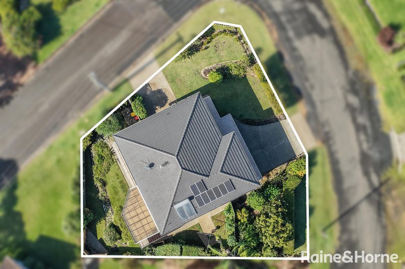 Photo - 16 Booth Avenue, Narrawallee NSW 2539 - Image 30