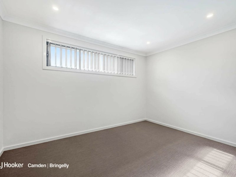 Photo - 16 Booth Street, Gregory Hills NSW 2557 - Image 5