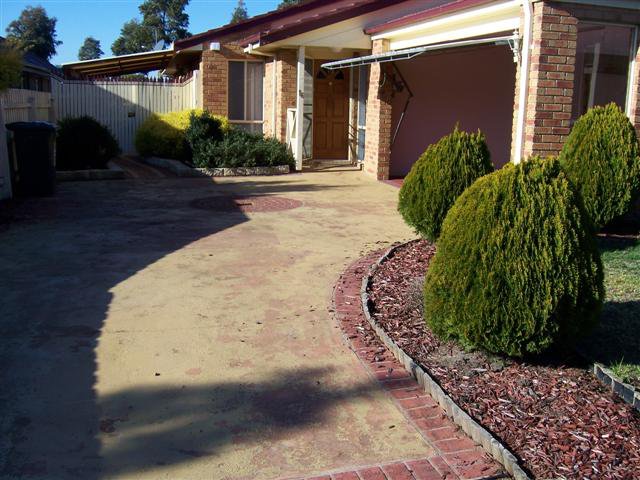 Photo - 16 Bootie Court, Roxburgh Park VIC 3064 - Image 9