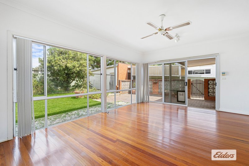 Photo - 16 Booyong Avenue, Caringbah NSW 2229 - Image 7