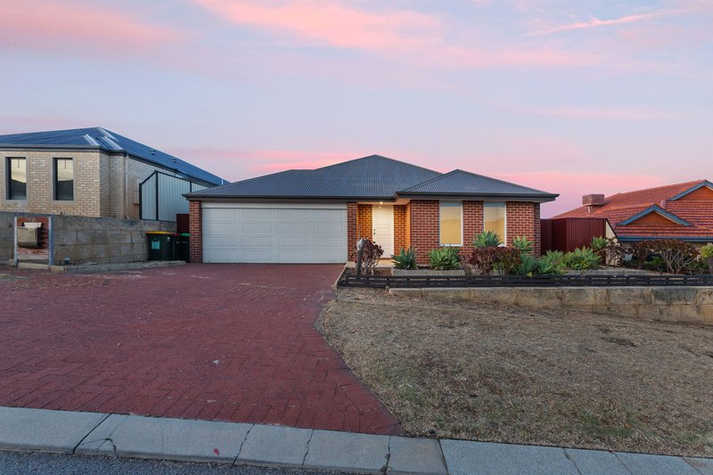 Photo - 16 Boranup Avenue, Clarkson WA 6030 - Image 2