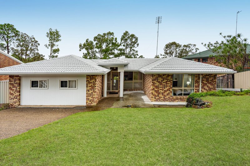 Photo - 16 Bounty Way, Pacific Pines QLD 4211 - Image 1