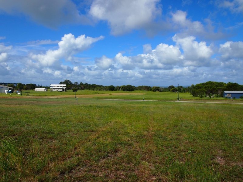 Photo - 16 Bowarrady Court, River Heads QLD 4655 - Image 3