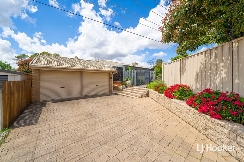 Photo - 16 Bowley Place, Florey ACT 2615 - Image