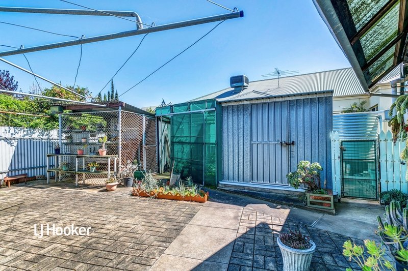 Photo - 16 Brecon Street, Windsor Gardens SA 5087 - Image 12