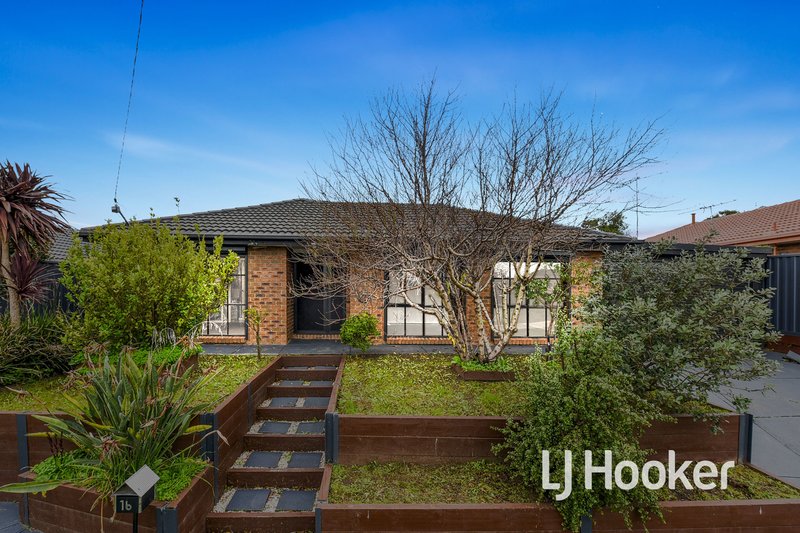 16 Briarley Court, Hampton Park VIC 3976