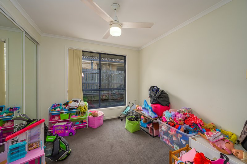 Photo - 16 Bridgeman Place, New Auckland QLD 4680 - Image 10