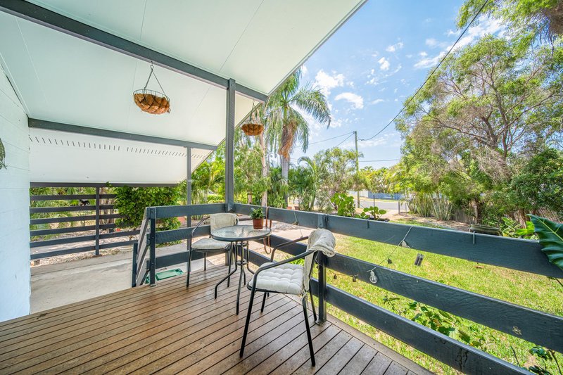 Photo - 16 Bridgeman Street, Emerald QLD 4720 - Image 4