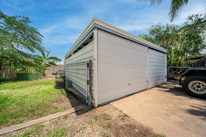 Photo - 16 Bridgeman Street, Emerald QLD 4720 - Image 16