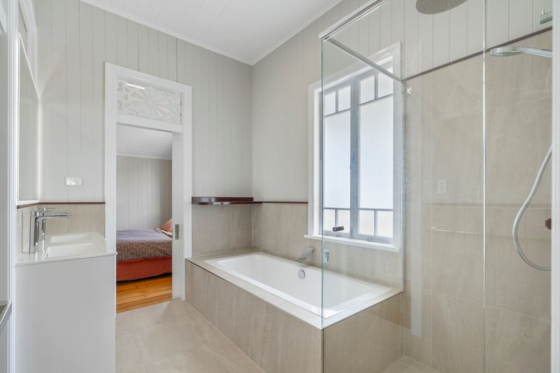 Photo - 16 Bright Street, Newtown QLD 4305 - Image 11