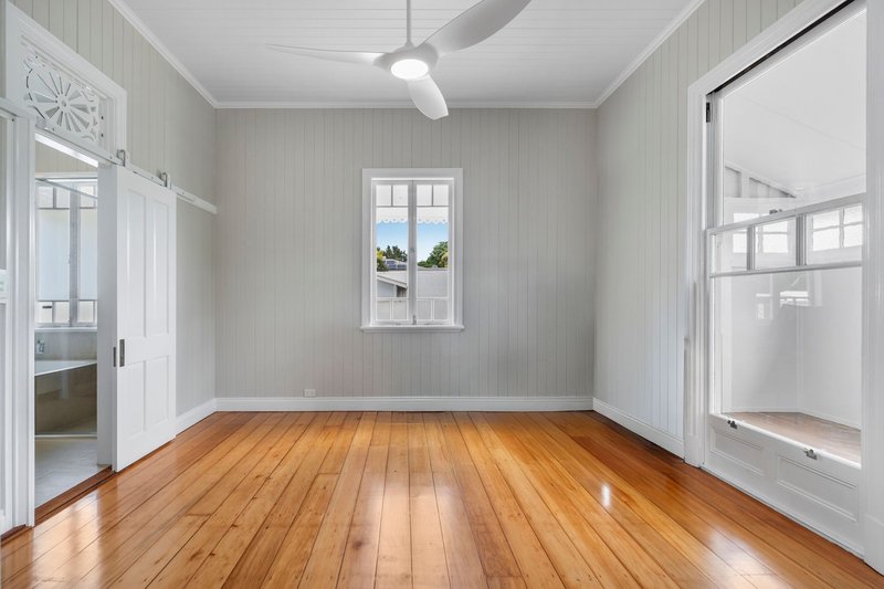 Photo - 16 Bright Street, Newtown QLD 4305 - Image 12