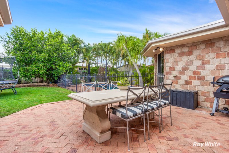 Photo - 16 Brookside Avenue, Norman Gardens QLD 4701 - Image 12