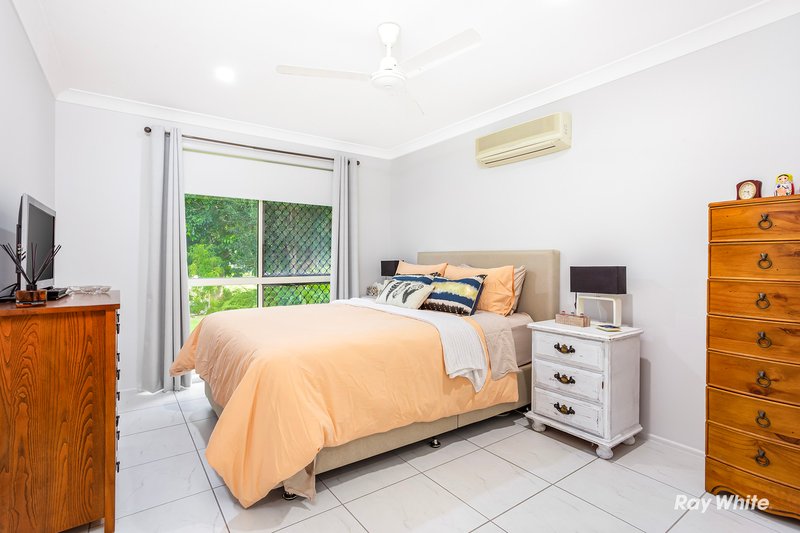 Photo - 16 Brookside Avenue, Norman Gardens QLD 4701 - Image 14