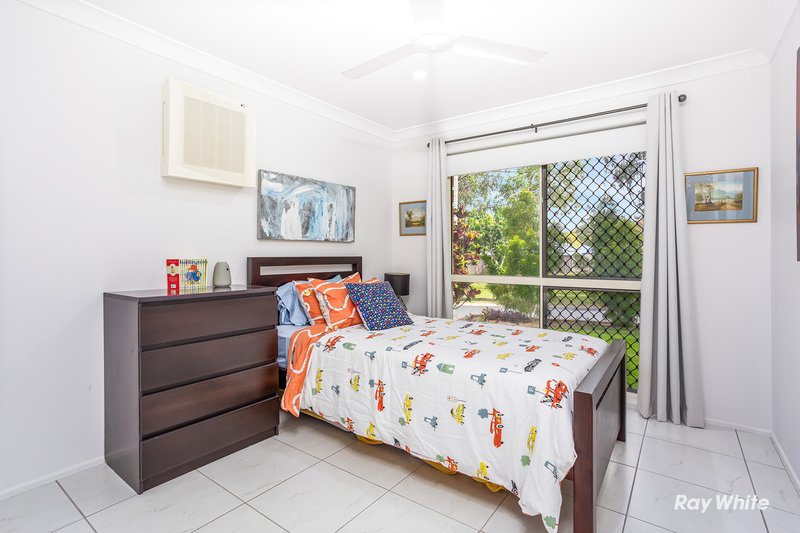 Photo - 16 Brookside Avenue, Norman Gardens QLD 4701 - Image 17