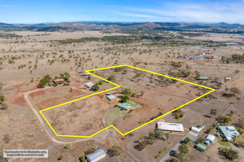 Photo - 16 Brown Close, Gracemere QLD 4702 - Image 1